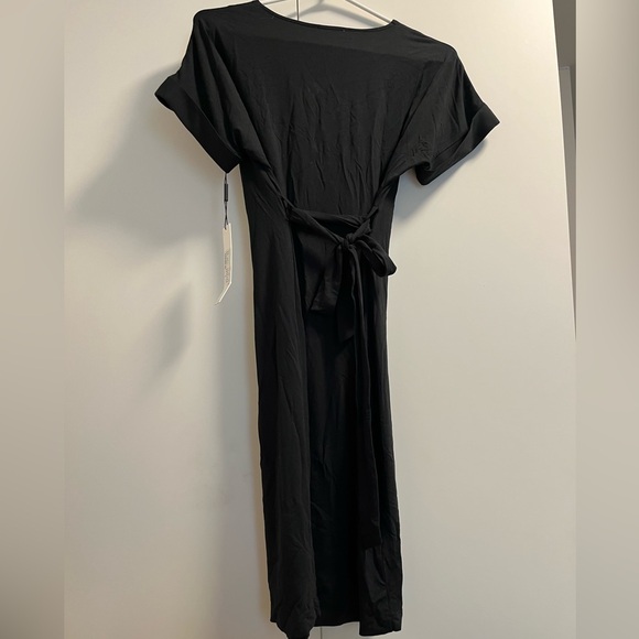 Calvin Klein knee length short sleeve black dress - Picture 3 of 6